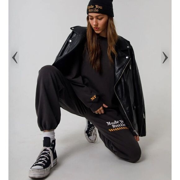 New Mayfair Group Made You Smile Jet Sweatpants - Picture 6 of 9